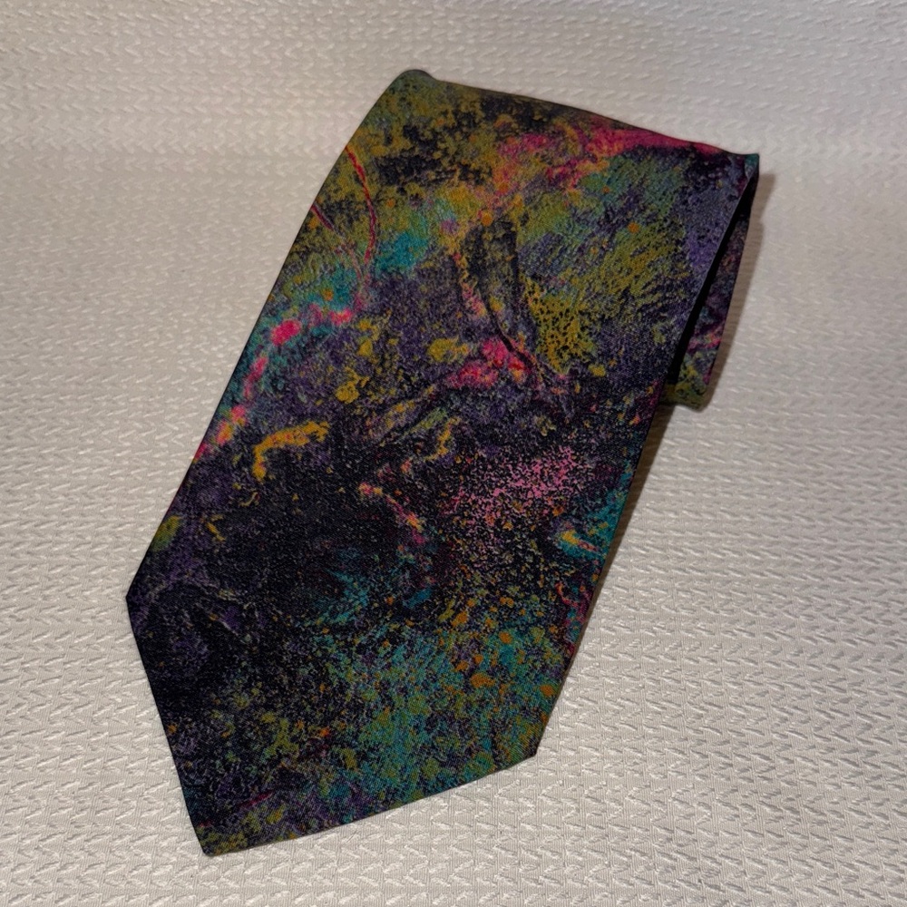 Pacific creations Vibrant Abstract Men's Tie